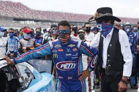 Eat your heart out jimmie johnson and dale earnhardt jr. Nascar S Bubba Wallace Is Weary In Endless Fight Against Racism Los Angeles Times