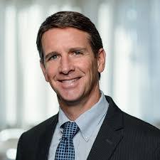 George Knox's Instagram, Twitter & Facebook