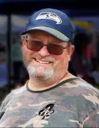 Richard Giron's Instagram, Twitter & Facebook