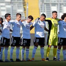 Esta temporada serán tres los descensos en la primera división, y para ello hay que revisar la tabla ponderada 2019/2020 además de la tabla del campeonato actual en la que corre su 25° fecha. Colo Colo Las Propuestas De La Anfp Sifup Y Tnt Sports Para La Temporada 2021 Del Futbol Chileno Dale Albo