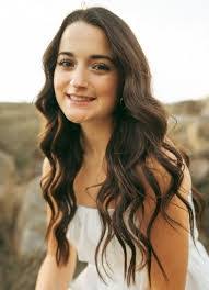 Anna Kittleson's Instagram, Twitter & Facebook