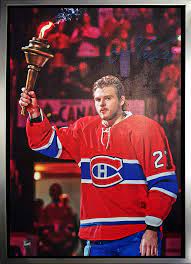 See more of canadiens de montréal on facebook. Alex Galchenyuk Signed Framed 20x29 Canvas Montreal Canadiens Holding Torch Nhl Auctions