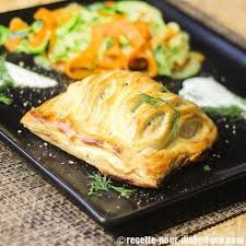 Feuilletes De Saumon Aux Poireaux Et Aneth Recette Feuillete Saumon Feuillete Recettes De Cuisine