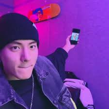 eric post the surfing pic now! 😁 #fyp #theboyz #tbz #deobi #kpop #eri...