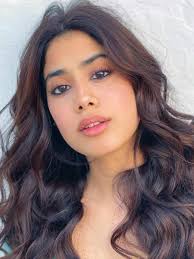 The actual spelling of her name is janhvi, but since the name jhanvi trended first, it spread over the internet. Janhvi Kapoor Has A Mature Thought On Competition In The Industry Filmfare Com