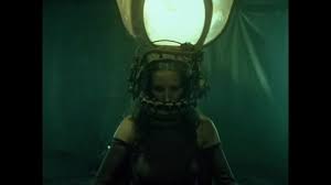 Nuevas y macabras aventuras del siniestro jigsaw, el hombre que mueve los hilos de los espantosos juegos que han aterrorizado a la comunidad y desconc. Juegos Macabros 2 Pelicula Completa En Espanol Latino Tengo Un Juego