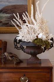 Decorating With Sea Corals 34 Stylish Ideas Digsdigs Beach House Decor Beach Decor Coastal Decor