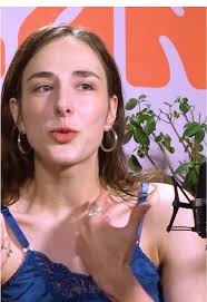 Ariane Roy nous parle de son rapport à la photographie en tant qu’artiste ✨  🎥 Épisode complet sur notre chaîne YouTube 🫶 Présenté par @Hydro-Québec  dans le cadre de l’exposition Francs Regards du ...