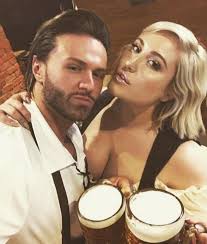 As mentioned above, hayley is the daughter of the famous actor, musician david hasselhoff. Who Is Hayley Hasselhoff The X Factor Celebrity Star And Daughter Of David Hasselhoff