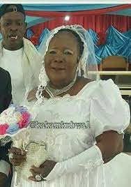 Hinna kwa mabibi harusi mombasa. Mnaowafanyia Makeup Mabibi Harusi Kueni Na Huruma Kidogo Jamiiforums