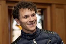 Novelist, Philanthropist Rhona Beck Dies