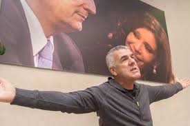 Dady brieva y su mujer positivos para covid 19. Dady Brieva Pidio Piedad Ante Los Ataques Me Han Hecho Besar La Lona Que Pasa Salta