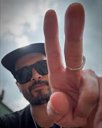 michael malarkey (@mkmalarkey) • Instagram photos and videos