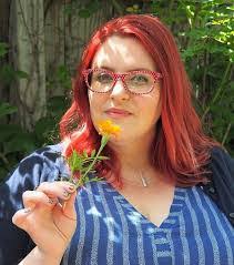 Tricia Curtis's Instagram, Twitter & Facebook