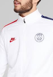 Um ihnen bei der entscheidung etwas unterstützung zu geben, hat unser erfahrenes eleganten testerteam abschließend den testsieger ausgewählt, welcher ohne. Nike Performance Paris St Germain Trainingsjacke White University Red Weiss Zalando De