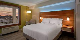 121 nascar dr., sevierville, tn 37862. Sevierville Tn Hotels Holiday Inn Express Suites Pigeon Forge Sevierville