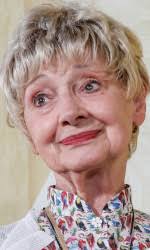 Cast completo del film Fantozzi subisce ancora