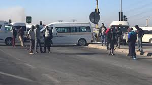 @advobarryroux a walk through #bloemfontein cbd and mnagaung streets, trash all over, pavements overcrowded with foreign national vendors. Confusion Marks Start Of Level 4 Travel Rules In Bloemfontein Sabc News Breaking News Special Reports World Business Sport Coverage Of All South African Current Events Africa S News Leader