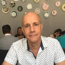 Francis DellaVecchia (@francis.dellavecchia) • Facebook