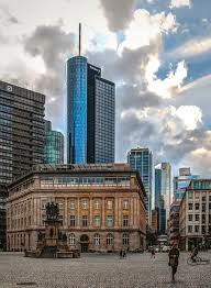 The bank has most branches in new york and delaware. Frankfurt Am Main Deutsche Bank Am Rossmarkt Davor Das Gutenberg Denkmal Frankfurt Germany Frankfurt Am Main Frankfurt