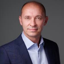 By the end of January, my journey with BMW Group came to an end. I have  decided to leave my role and start with a new chapter. I am looking back on