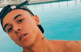 Ronny kevin roldán velasco (born march 8, 1993), professionally known as kevin roldán, is a colombian reggaeton singer. Kevin Roldan Califica De Rumores Acusaciones En Su Contra Rcn Radio