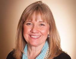 Melanie Redfield's Instagram, Twitter & Facebook