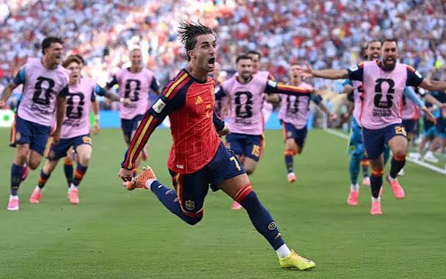 Spain Sets Historic Defensive Record in World Cup Win Over Argentina -  Yahoo Sports