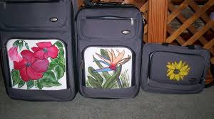 So you know the secret to creating beautiful art with acrylic finishing off with a glossy varnish or a matte sealant takes your artwork to professional status. How To Decorate Plain Black Luggage With Acrylic Paint Feltmagnet