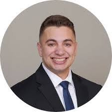 Andrew Liss's Instagram, Twitter & Facebook