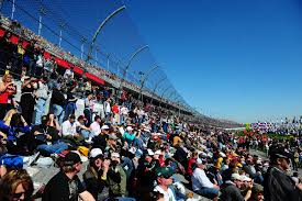 Pinty's truck race on dirt. It Will Cost Around 220 To Get A Ticket To Daytona 500 This Year For The Win
