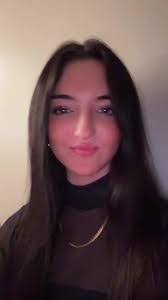 Melissa Clymer's Instagram, Twitter & Facebook