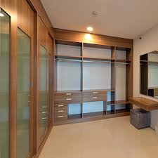 Dressing d angle avec porte. 15 Dressings D Angle Qui Font Rever Blog But