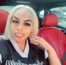 Who are recommended breast reduction surgeons in the Twin Cities?