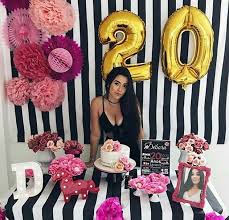 Etiquetas escolares personalizadas para imprimir gratis. Cumpleanos 20 Anos Mujer Decoracion Para Fiestas