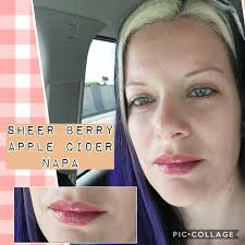 Tried a different way of layering from outside in ? What do you think ?