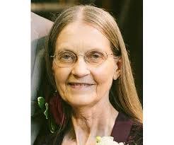 Debbie Rivette's Instagram, Twitter & Facebook