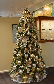 Champagne Gold And Silver Decorated Christmas Tree Rental Com Gold Christmas Tree Decorations Silver Christmas Tree Decorations Christmas Tree Decorations Diy
