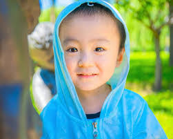 Samantha Oneill's Instagram, Twitter & Facebook