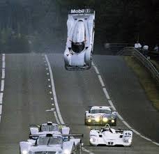 Le Mans Old School Mercedes Benz Clr Lm Gtp Le Mans 1999 Saturday Warm Up Lap Mulsanne Jump 340 Km H Drive Le Mans Race Cars Racing