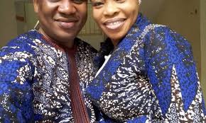 The gospel singer,who lost her mother in 24th of february 2017. Tope Alabi Surprises Her Husband On His Birthday Connect Nigeria