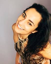 Joanne Foti's Instagram, Twitter & Facebook