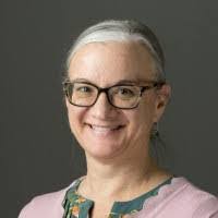 Heidi Meade's Instagram, Twitter & Facebook