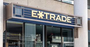 How does etrade make money on trades. How E Trade Works