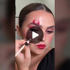 Simple Halloween Lip Makeup Tutorial