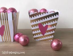 These gift ideas are super affordable, of some materials you can just find from within your house, and are really creative and fun! 5 Little Monsters Valentine Treat Boxes