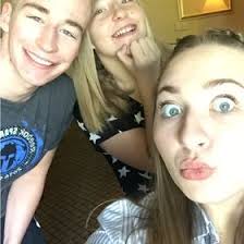 Profil de Rebecca Leah Edge (19redge)