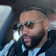 Jackie Carbone (@_JLeeC_)