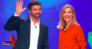 La vita in diretta : La Vita In Diretta Trasmette Dagli Studi Tv Di Casa Sanremo Casa Sanremo