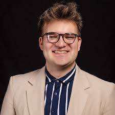 Brett Beaman's Instagram, Twitter & Facebook